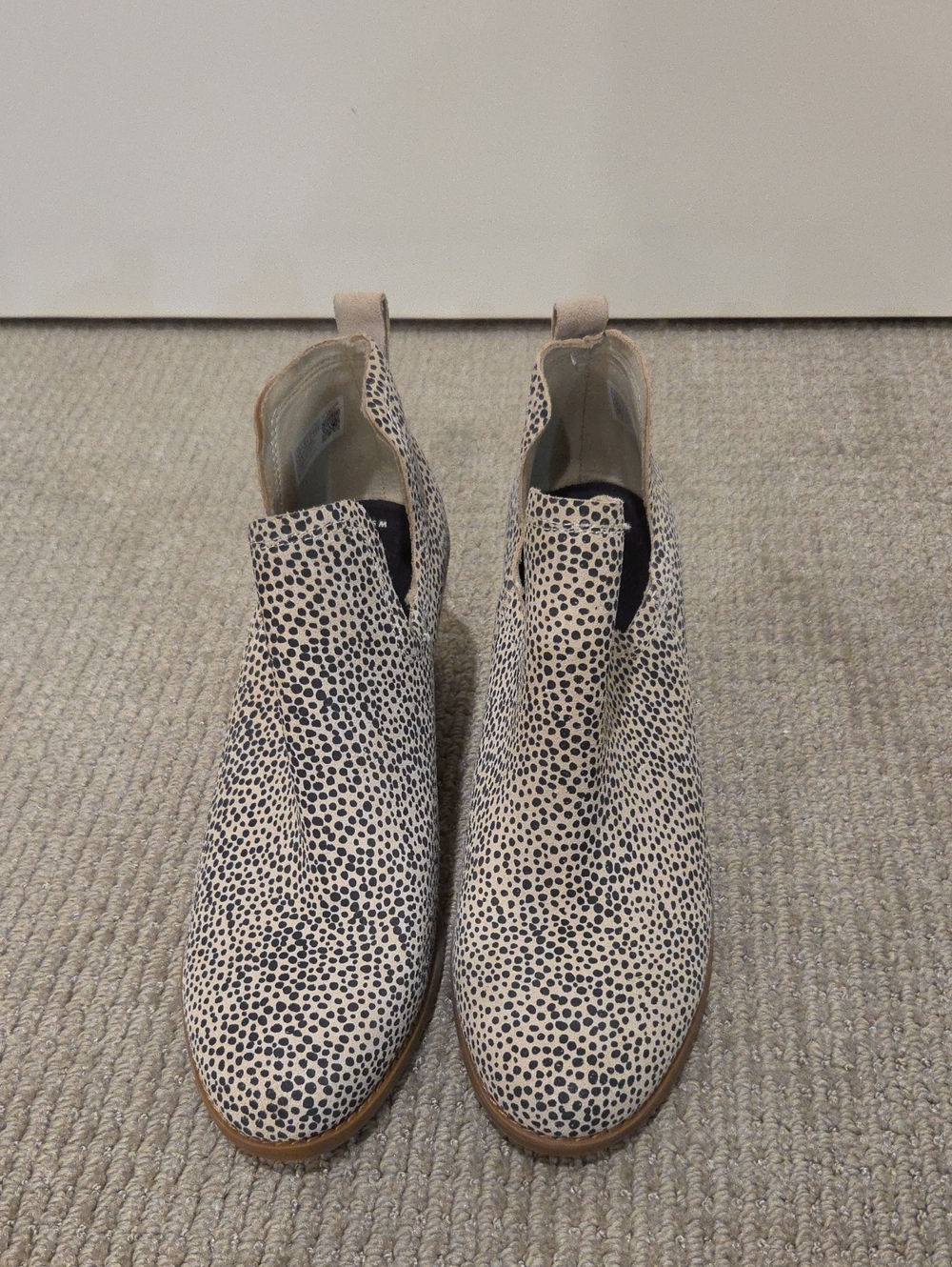 Toms Cream and Black Speckled Wedge Booties